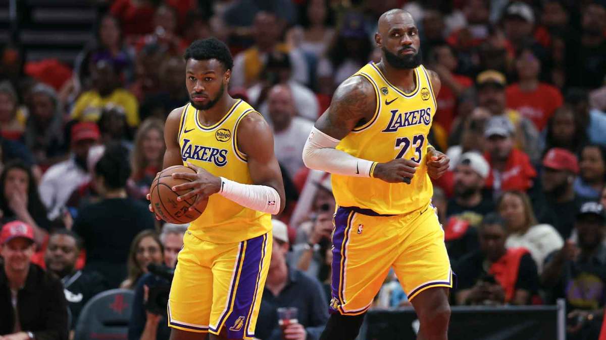 开运体育ESPN记者：湖人队内部人士暗示詹姆斯父子可能一起转投新球队